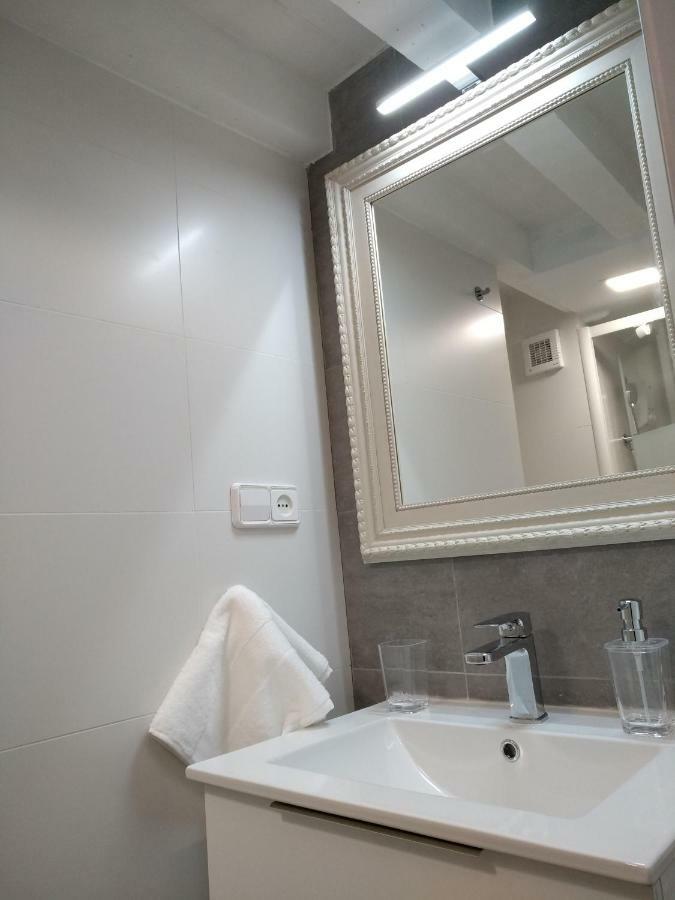 El Patio Del Convento Apartment Toledo Ngoại thất bức ảnh