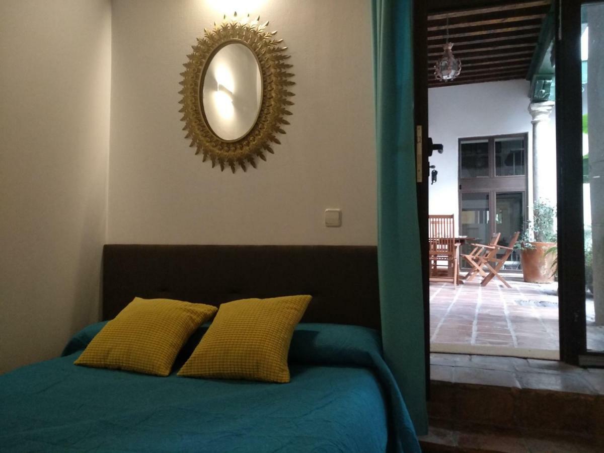 El Patio Del Convento Apartment Toledo Ngoại thất bức ảnh
