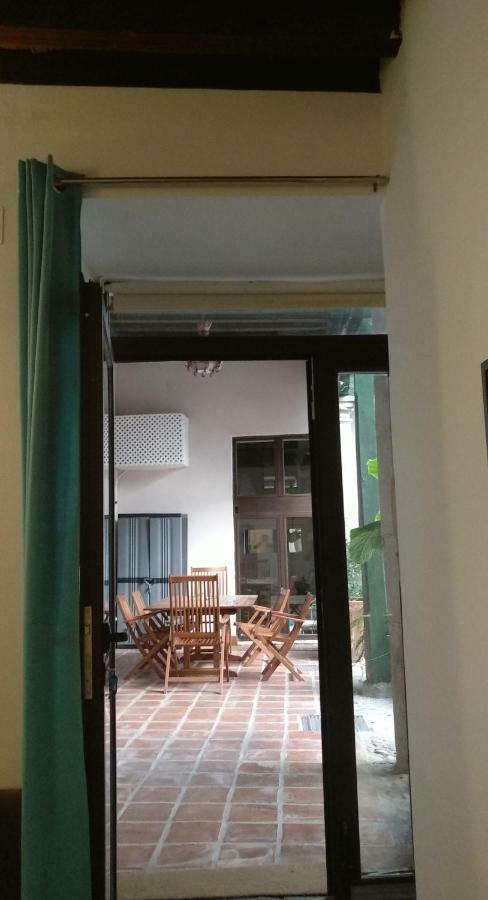 El Patio Del Convento Apartment Toledo Ngoại thất bức ảnh