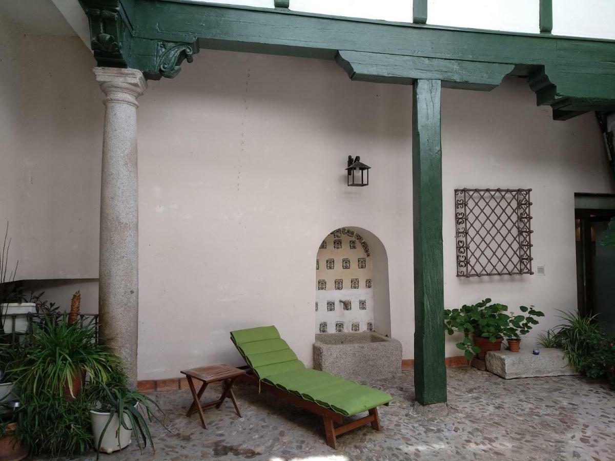 El Patio Del Convento Apartment Toledo Ngoại thất bức ảnh